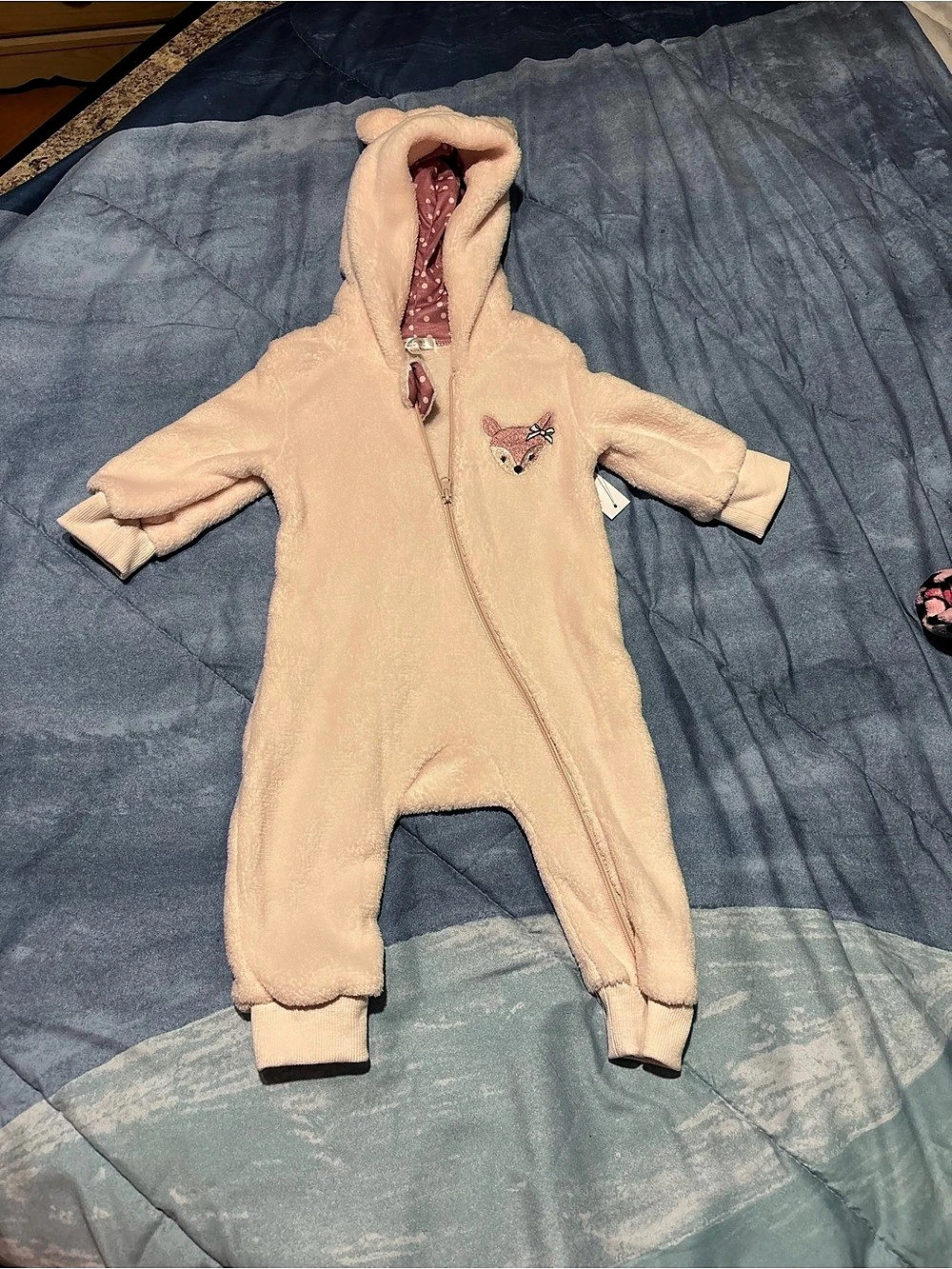 Tahari Baby Fleece Hooded Footie